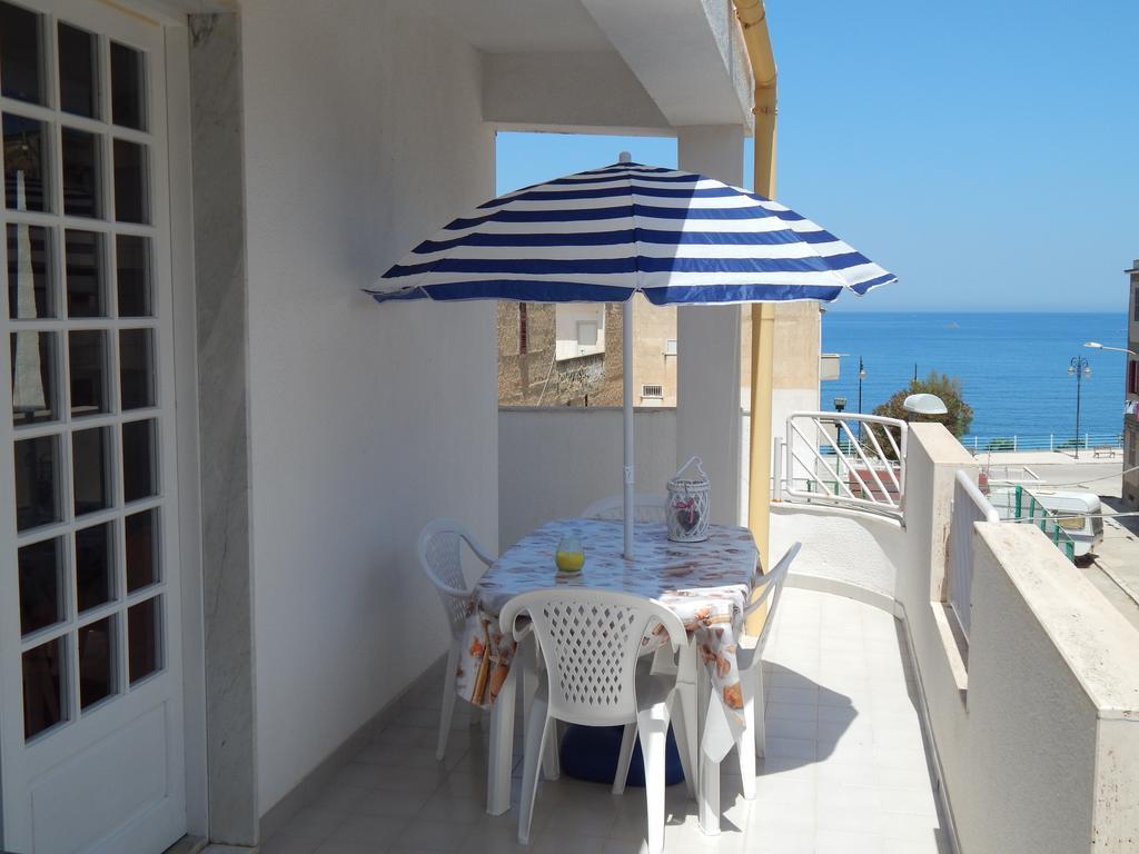 Casa Vacanze Karol Appartement Trappeto  Kamer foto