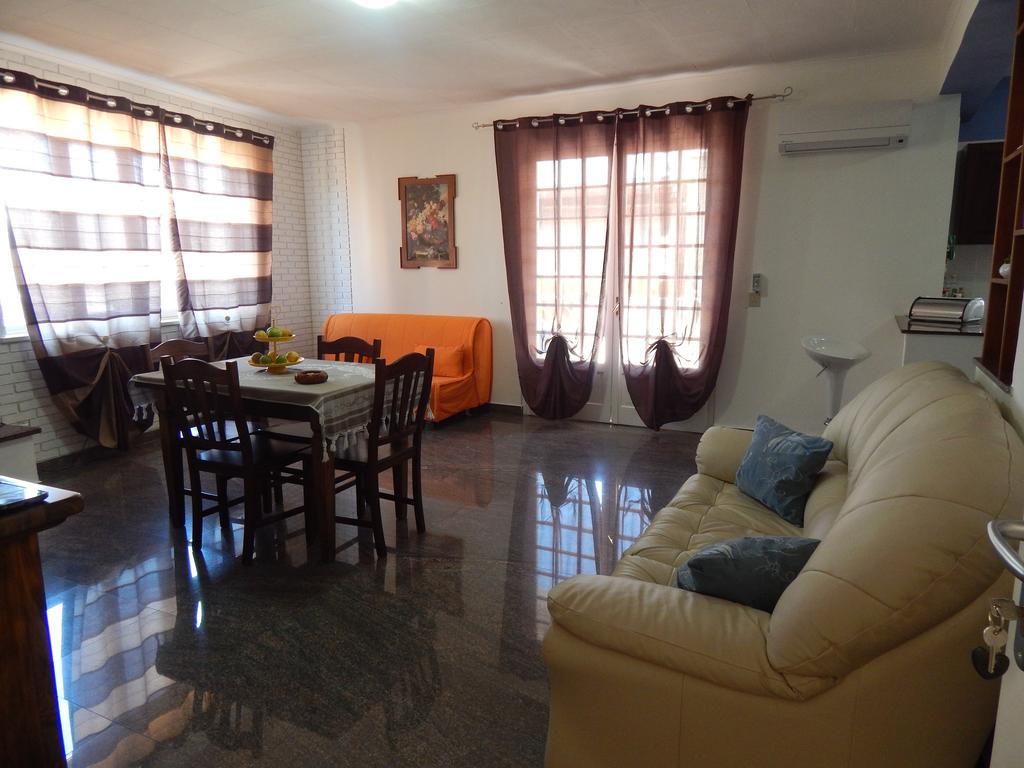 Casa Vacanze Karol Appartement Trappeto  Kamer foto