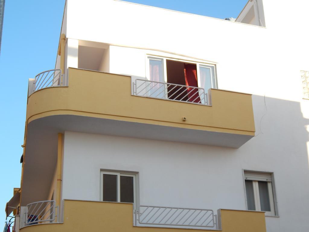 Casa Vacanze Karol Appartement Trappeto  Buitenkant foto