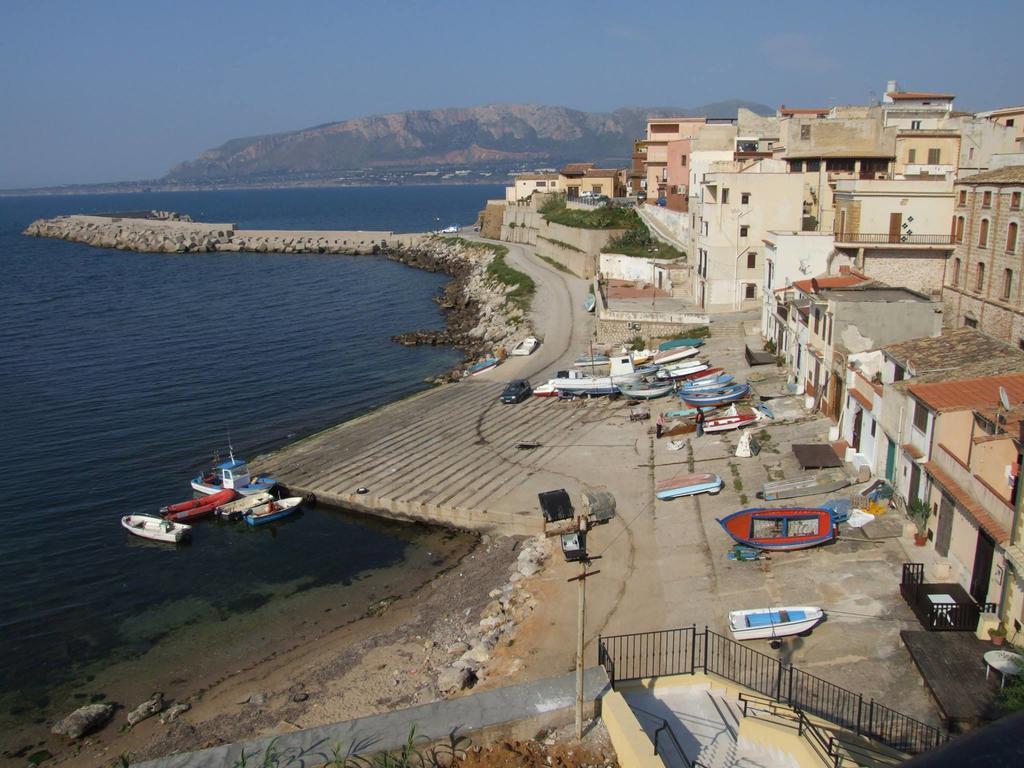 Casa Vacanze Karol Appartement Trappeto  Buitenkant foto