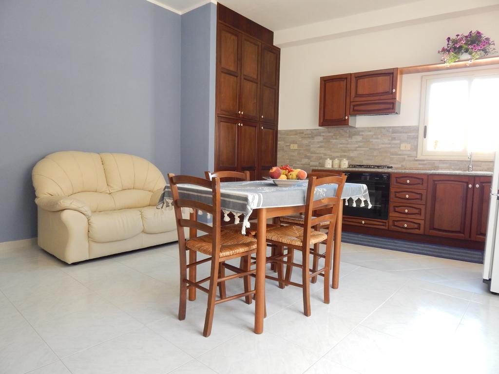 Casa Vacanze Karol Appartement Trappeto  Kamer foto